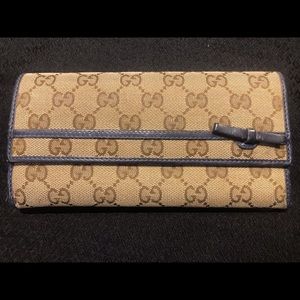 GUCCI bow continental wallet in canvas & navy blue